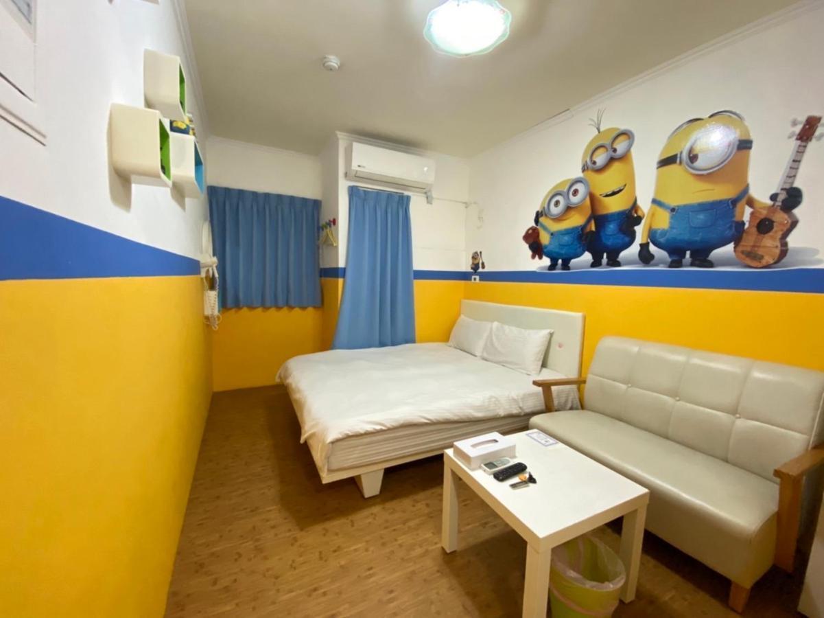 Апартаменты Fj Minihouse Тайчжун Экстерьер фото